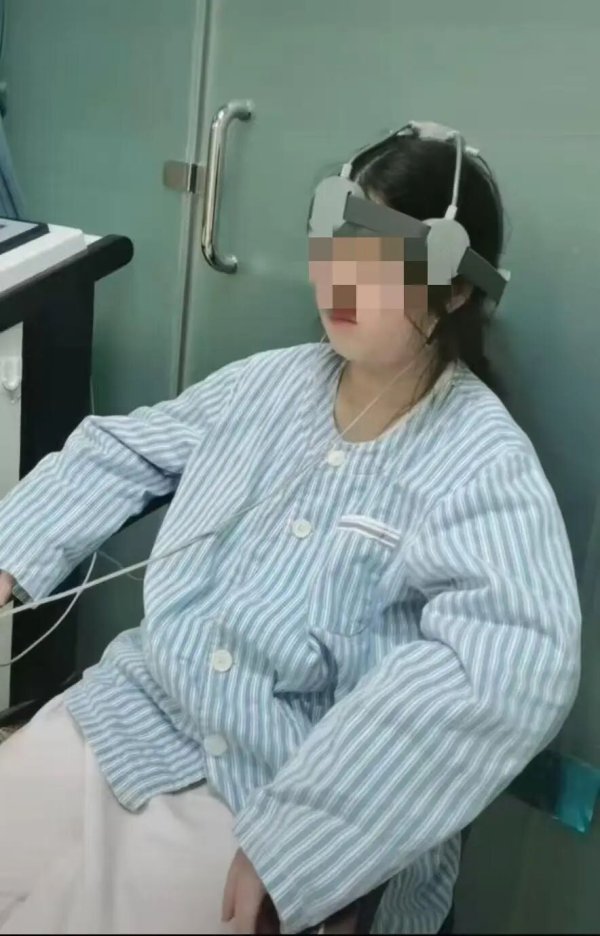 民信配资端 女孩被篮球砸中头部后确诊癔症，三方被判赔3万余元，女孩母亲发声